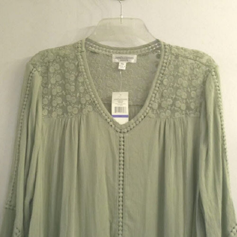 JPR lace blouse ~ sage green ~ PXL